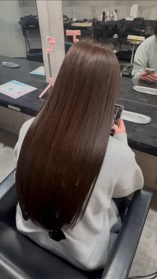 ロング カラー MOMO/‎ブリーチ ‎/ハイトーンカラーのヘアスタイル