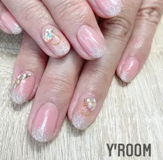 ネイル YUKA （ネイリスト）のネイルデザイン