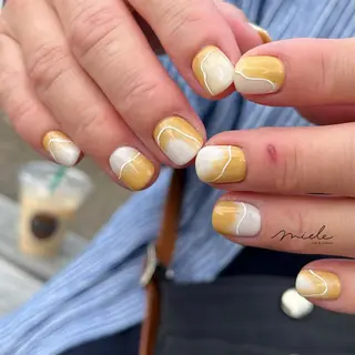 ネイル miele【ミエレ】 シンプル一癖のネイルデザイン