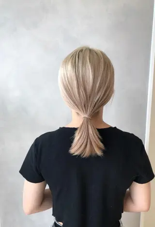 ミディアム 🌸ハイトーン 新田 廉 🌸のヘアスタイル