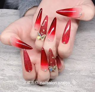 ネイル R inのネイルデザイン