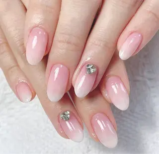 ネイル Miouミオン ネイルサロンのネイルデザイン