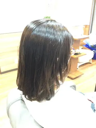 ミディアム カラー Annon プライベートサロンのヘアスタイル