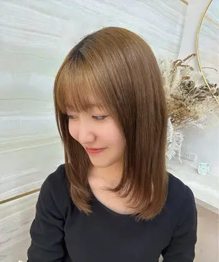 セミロング 🩶mana🩶艶髪 /カラーオンカラーのヘアスタイル