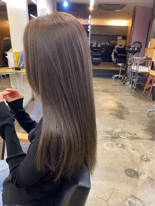 カラー 🥑MaNO コムギ🥑のヘアスタイル