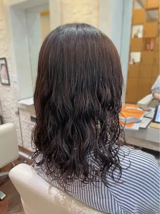 ミディアム パーマ 本多 美羽のヘアスタイル