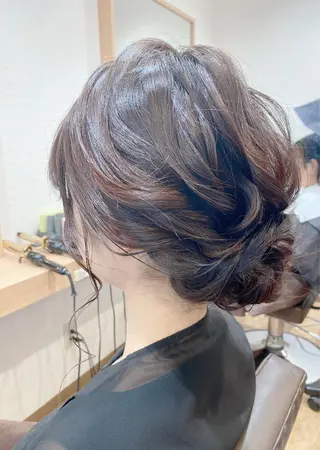 ヘアアレンジ GRANLUSSO 〜グランルッソ駅前店所属・木口 嘉美のヘアスタイル