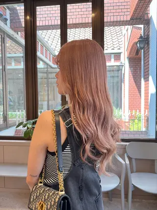 カラー AYATO 'のヘアスタイル