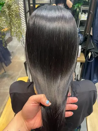 ロング newiGRANDE 🌈萩原聖也のヘアスタイル