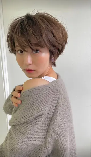 ショート カラー パーマ LIBRE 早坂彩子のヘアスタイル
