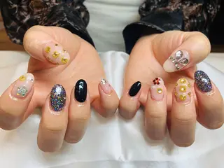 ネイル Ui_Amor (パラジェル)のネイルデザイン