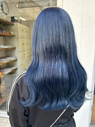 カラー 香野 優子のヘアスタイル