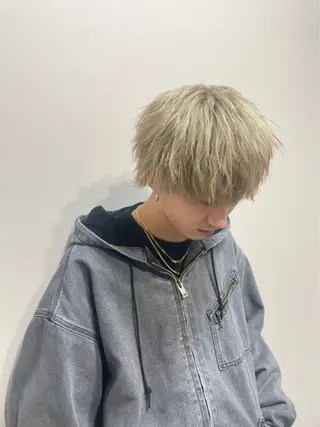 カラー B TECH by Zen sly所属・西村 杏のヘアスタイル