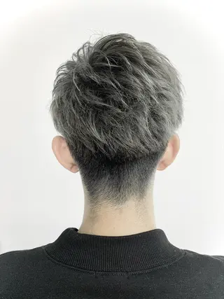 ショート カラー メンズ ゲーマー美容師 KENTOのヘアスタイル