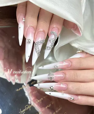 ネイル M🌷nail 長さだし専門店のネイルデザイン