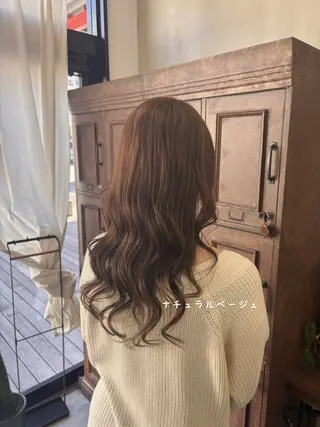 ロング カラー ウエチ モモカのヘアスタイル