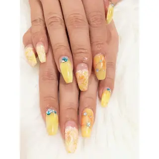 ネイル nail salon  aloalo所属・Nailist Ayaのネイルデザイン