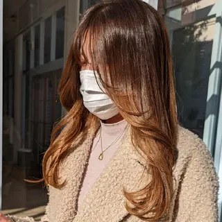 ロング カラー fuwat所属・秋葉原でカラーする なら🐉ちぇーたんのヘアスタイル