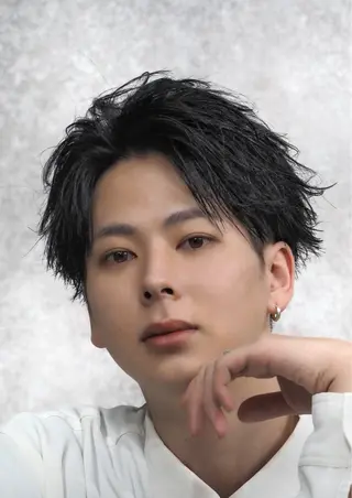 ショート パーマ GLOW所属・マタカ ミナリのヘアスタイル