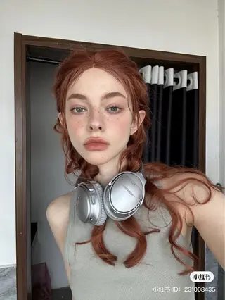 ロング JEAN CLAUDE BIGUINE 横浜ベイクォーター店所属・Koharu 髪質改善カラーのヘアスタイル