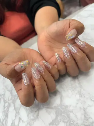 ネイル éclat-nail salon-所属・松本 ゆみかのネイルデザイン