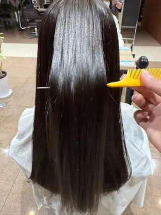 ロング レイフィールド岡崎稲熊店所属・Mika/💈カラー モデル募集中🩶のヘアスタイル