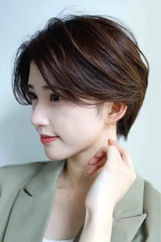 ショート Ang　関 貫太郎のヘアスタイル