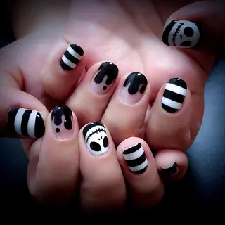 ネイル NOIROUGE所属・NOI ROUGEのネイルデザイン