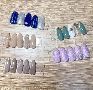ネイル ECLAT エクラ所属・寺山 千鶴のネイルデザイン