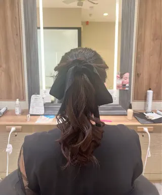 ヘアアレンジ ハイトーン／アレンジ 🩵NANAMIのヘアスタイル