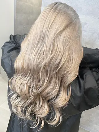 ロング カラー Lia所属・皆木 智晴のヘアスタイル