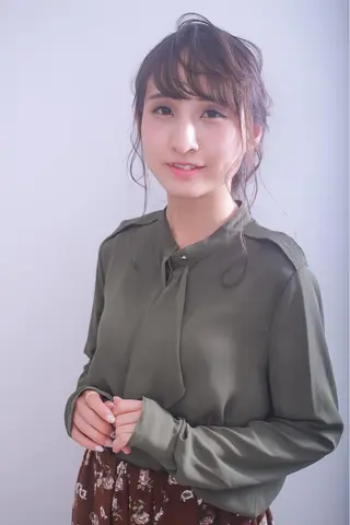 ロング カラー ヘアアレンジ 伊藤 裕貴のヘアスタイル