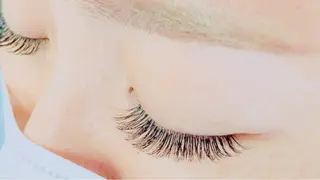 マツエク・マツパ ARONA (アローナ)の眉毛・アイブロウイメージ