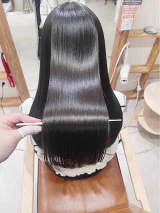 ロング カラー パーマ Chere by azuri所属・Chere by azuriのヘアスタイル