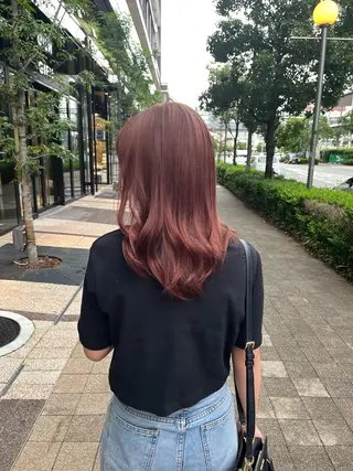 セミロング カラー GIEN Smart Salon by milbon 西宮ガーデンズ　プラス所属・吉原 星稀のヘアスタイル