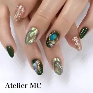 ネイル アトリエ エムシー 【新富町・東銀座】のネイルデザイン