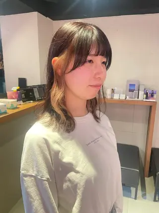 ミディアム 🐺ウルフオタク🐺 ハイトーン/moeのヘアスタイル