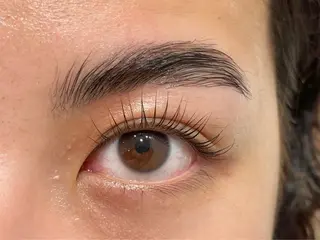 アイブロウ Cheri所属・きし かりんの眉毛・アイブロウイメージ