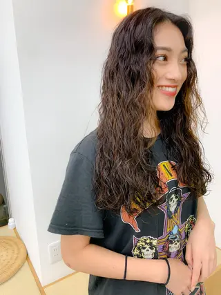 ロング パーマ SALOWIN 名古屋所属・パーマ特化美容師 /丹羽舜太のヘアスタイル