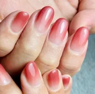 ネイル ソルネイルアンドアイラッシュ所属・山田 茉世のネイルデザイン