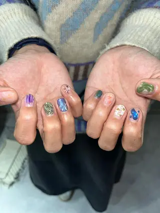 ネイル 🪐富島彩夏 /海外nail🪐のネイルデザイン