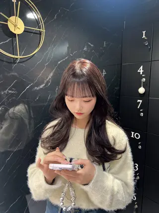 カラー kai_ GEMのヘアスタイル