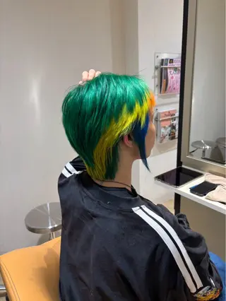 カラー niina /艶髪指名NO.1のヘアスタイル