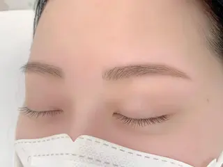 BellFlower Aki（眉・まつげ）のマツエク・マツパデザイン