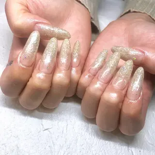 ネイル クレアトゥール華 都賀店所属・三橋 結菜のネイルデザイン