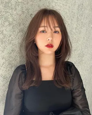 セミロング LEANE THE TOKYO所属・大人レイヤー 🍃外苑前/荒谷進介のヘアスタイル