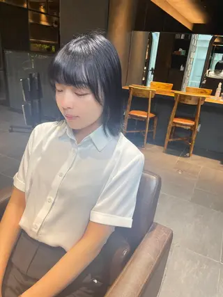 ミディアム ブリーチ＆縮毛矯正 🧸tomoki🧸のヘアスタイル