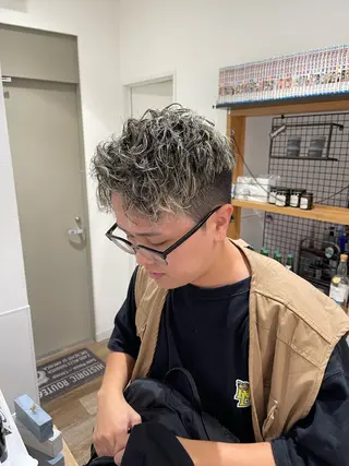 カラー メンズ メンズパーマ 北原寿樹のヘアスタイル