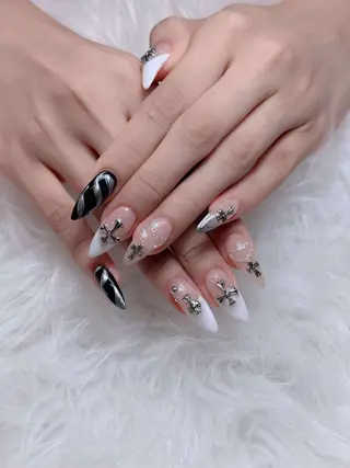 ネイル Lumi Nail 新大久保3‘のネイルデザイン