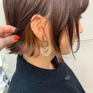 ショート カラー ヘアアレンジ サナ🌱 切りっぱなしボブのヘアスタイル